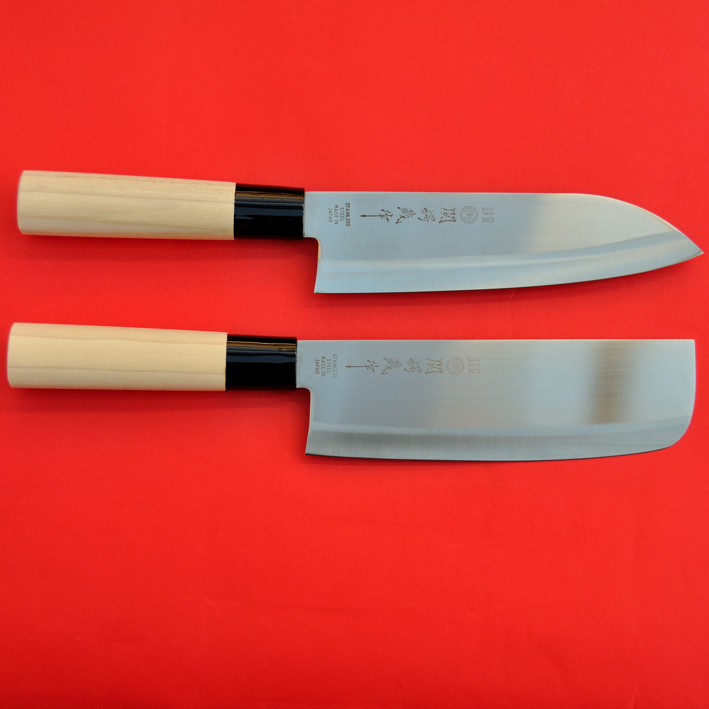 El cuchillo japonés Nakiri está hecho de acero wootz. -  México