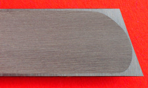 Gros plan vue arrière Couteau lame Kiridashi Kogatana 15mm sculpture tracer aogami Japon Japonais outil menuisier ébéniste